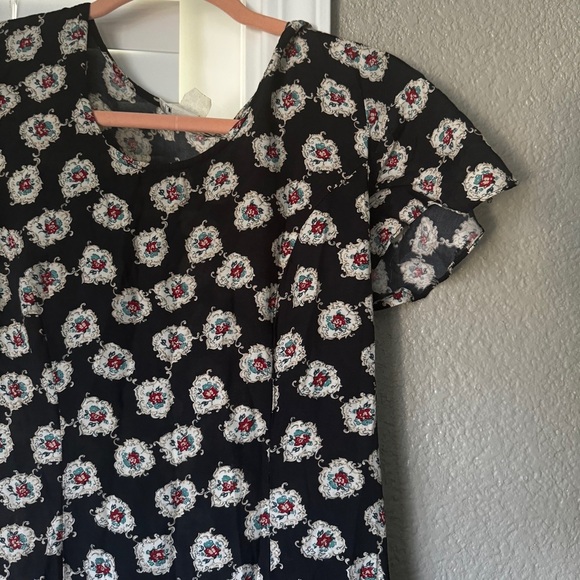 VINTAGE Floral Black Dress with adjustable waist - Picture 1 of 10